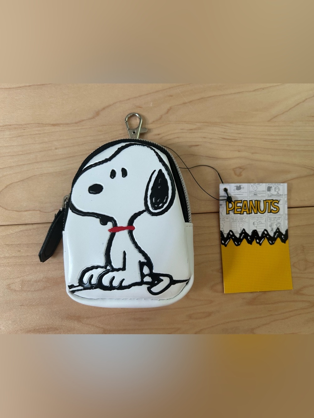 NWT New Snoopy zippered lobster clip pouch wallet coin purse